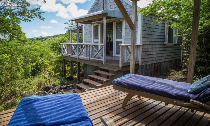Saint Paul Parish Cabin | Secluded Woodland Cabin with lovely view