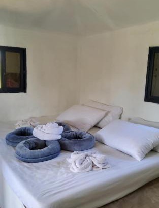 Pulot House | Second Floor Air-conditioned Room on Family Hut Bamboo House