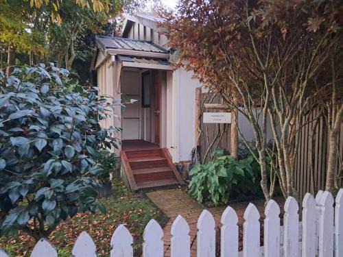 Waitara House | Secret Cottage