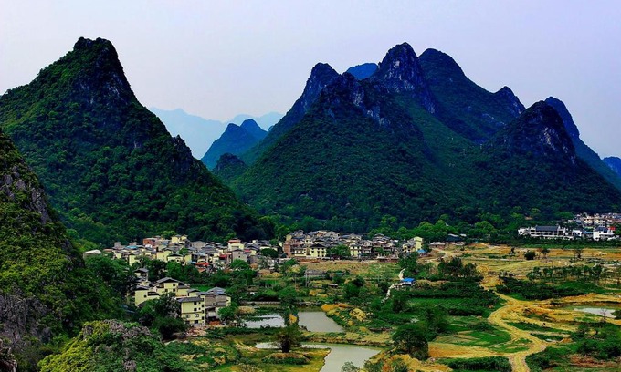 Xiufeng Hotel | Secret Courtyard Resort Hotel