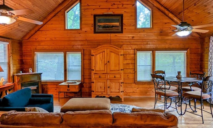 Sulphur Cabin | Secret Cove- Hidden Gem