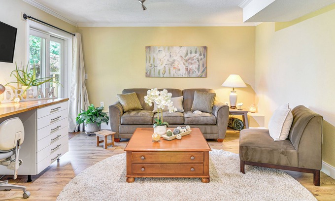 Beaverton Apartment | Secret Garden Healing Retreat! Beavertin Nike Area