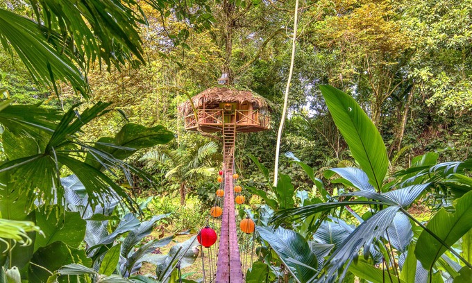 Bocas del Toro House | Secret Jungle Treehouse by the Sea, 2 bedrooms.