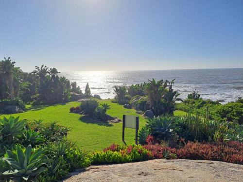 Leisure Crest Resort | Secret Sands Glenmore Beach