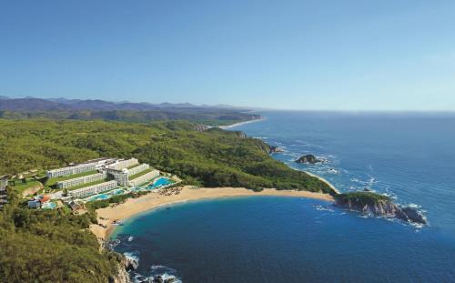 Santa Maria Huatulco Resort | Secrets Huatulco Resort & Spa