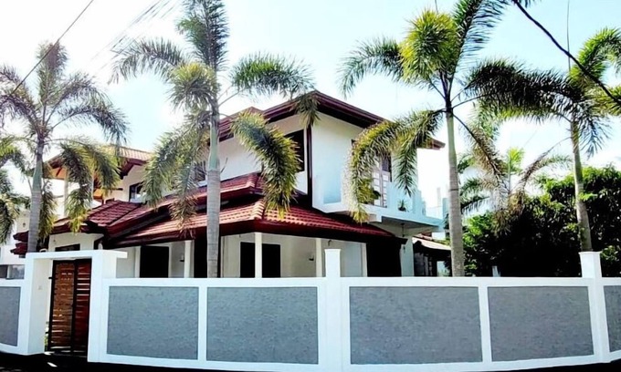 Wadduwa House | Secure Charming 2-bedroom house with WiFi, AC in gorgeous Wadduwa Srilanka