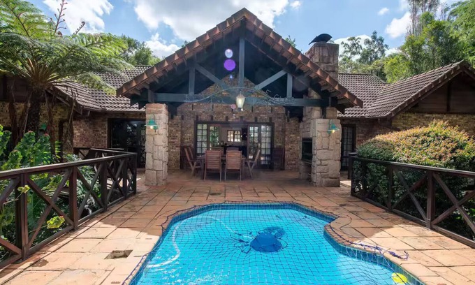 White River Villa | Secure Golf Estate Lifestyle - Kensington Lodge