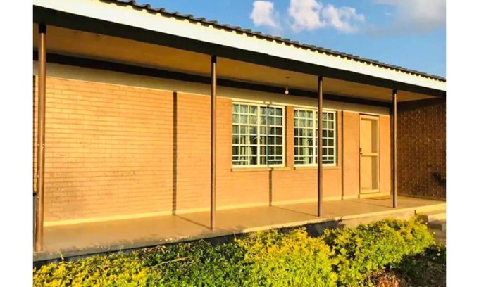 Lilongwe House | Secure, lovely 2 bedroom apartment in Lilongwe.