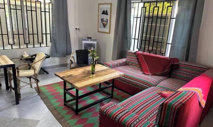 Moshi House | Secure new modern house in central Moshi with AC.