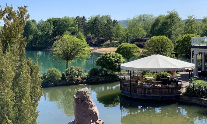 Niedernberg Hotel | Seehotel Niedernberg - Das Dorf am See