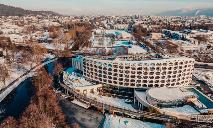 Klagenfurt am Woerthersee Hotel | Seepark Wörthersee Resort