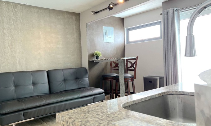 Sabana Abajo Apartment | Segovia Studio Units