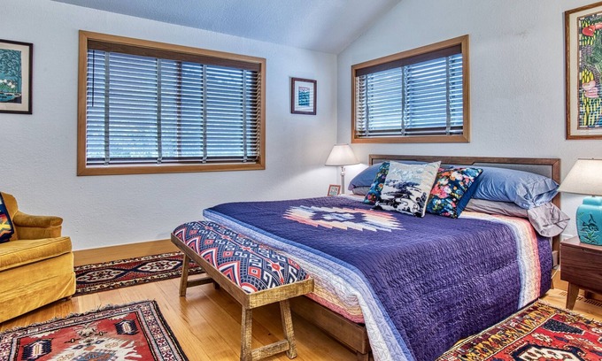 Sehome Bed & Breakfast | Sehome Garden Inn - Garden Aerie Master