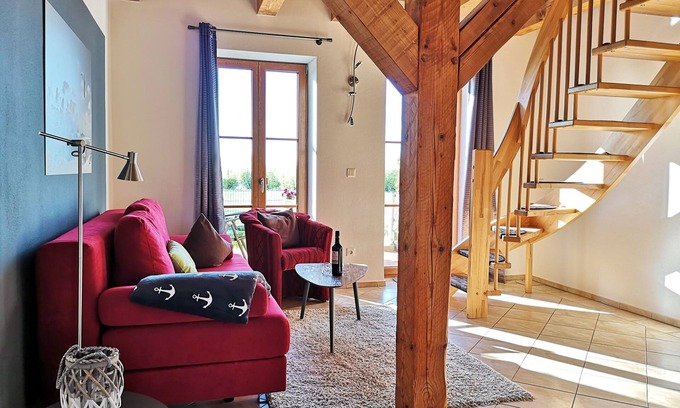 Meschendorf Apartment | Sehr Gemütliche 2-raum-wohnung mit Meerblick