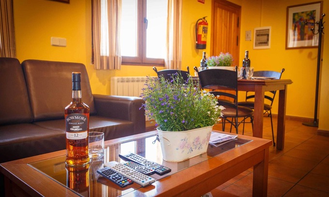 Paredes de Buitrago Ski Chalet | Self catering El Bulín de Paredes for 4 people