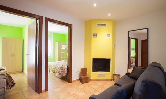 Santa Maria de Corco Cottage | Self catering L'esquirol de L'esquirol for 5 people