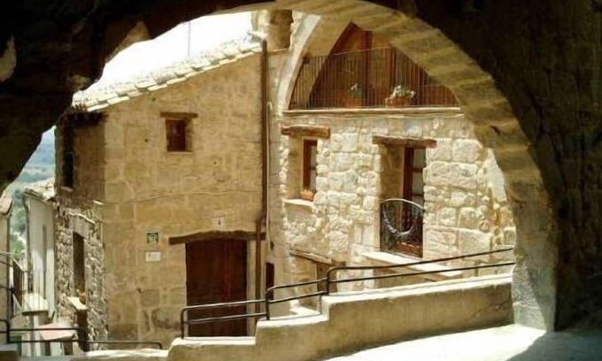 Horta de Sant Joan Apartment | Self catering El Racó de les Grases for 8 people