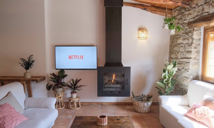 Guimera Cottage | Self catering Cal Caminer for 9 people