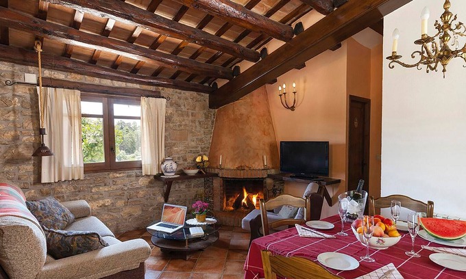 Pujalt Cottage | Self catering Cal Carulla for 5 people