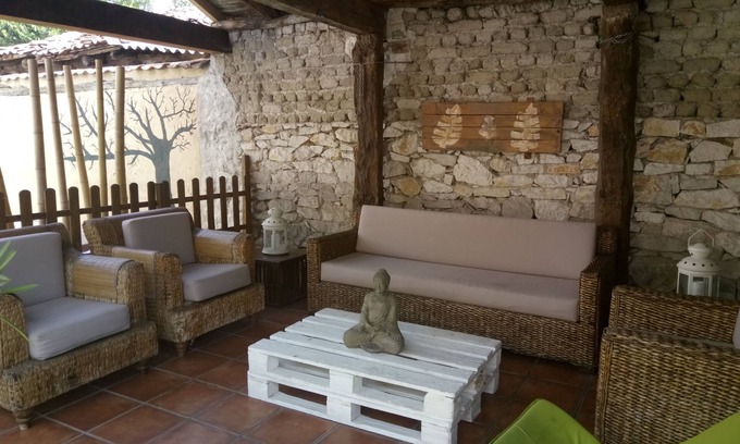 Campo de Cuellar Cottage | Self catering cottage Laguna Herrera for 14 people