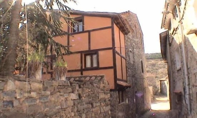Navalsaz Cottage | Self catering cottage La Colmena for 6 people