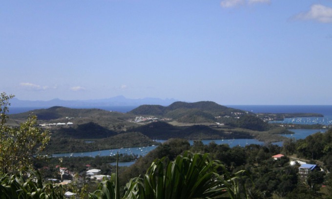 Le Marin House | Self-catering F3 apartment, in a quiet, charming, airy and panoramic setting