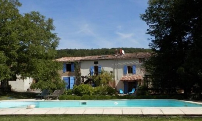 Saint-Benoit Cottage | Self catering La Roumaude for 6 people