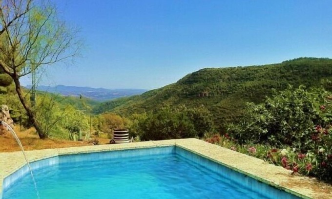 Alcover Cottage | Self catering Mas de Vilella for 15 people