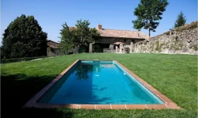 Vidra Cottage | Self catering Mas Quintana de Ciuret for 35 people