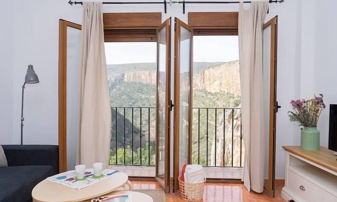 Chulilla Cottage | Self catering Miralrio Chulilla for 7 people MAXIMO