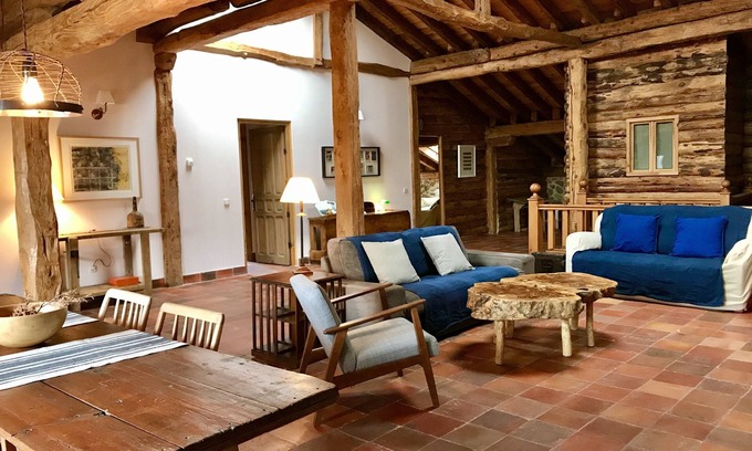 Sotosalbos Cottage | Self catering Saltus Alvus for 8/10 people