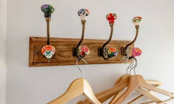 Hove Apartment | Self contained annexe, private parking, own entrance