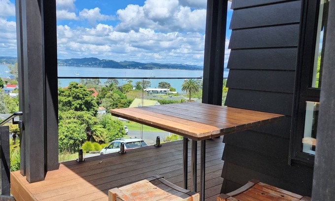 Russell Apartment | Self contained studio room with private entrance and stunning sea views
