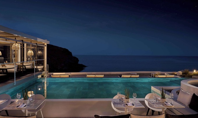 Xilokeratidi Resort | Semeli Coast Mykonos, Curio Collection by Hilton
