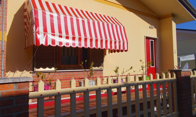 Torre del Lago Puccini House | Semi-detached Villa between Lake and Sea