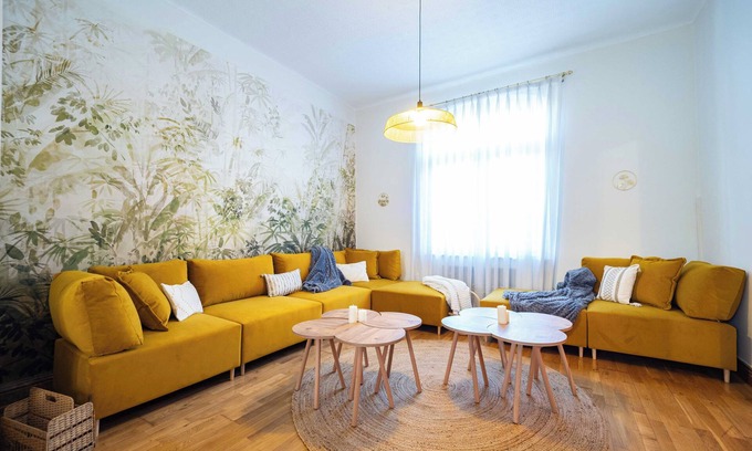 Bimenes Municipality House | Semi-detached house of Belgian construction, with large garden and in a quiet location.