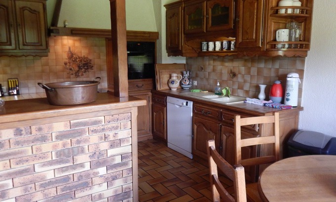 Servance-Miellin House | semi-detached house in the Southern Vosges, quiet for 22 people