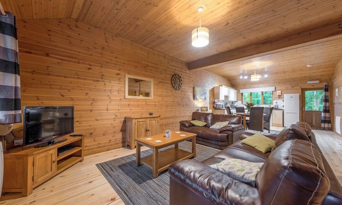 Overton-on-dee Ski Chalet | Semi-detached lodge with modern styling features.