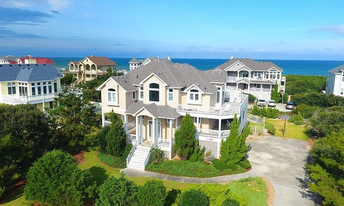 Pine Island House | Semi-Oceanfront, Yard, Private Pool, Close to Beach, Rec Rm, PI185, Sugar N Spice