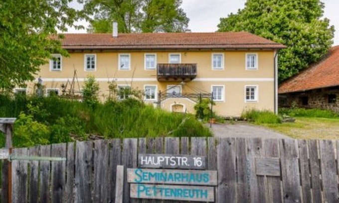 Bernhardswald Apartment | Seminarhaus Pettenreuth - Apartment DG3