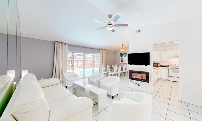 Seminole House | Seminole Chateau