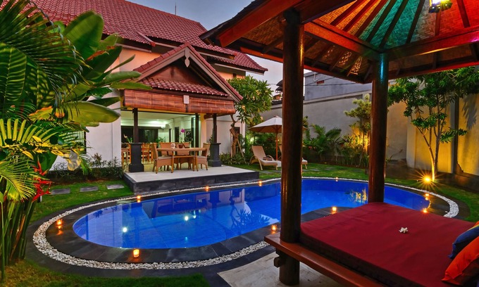 Laksmana Villa | SEMINYAK BEACH Villa Kibbi No1 LOCATION - 5 Star Reviews