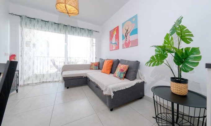 Costa Teguise Ski Chalet | Senator Relaxing Escape-pool view