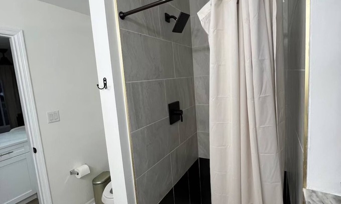 Riverview Apartment | Senda Suite