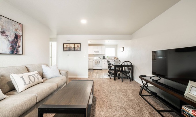 Cimarron Hills Condo | ◆ Sensational Apartment! 2 Bed 1 Bath - Sleeps 4 ◆