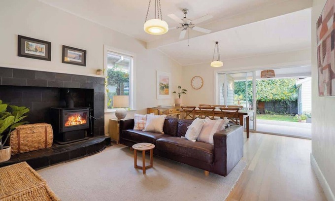 Yarraville House | Sensational home - family oasis and modern studio