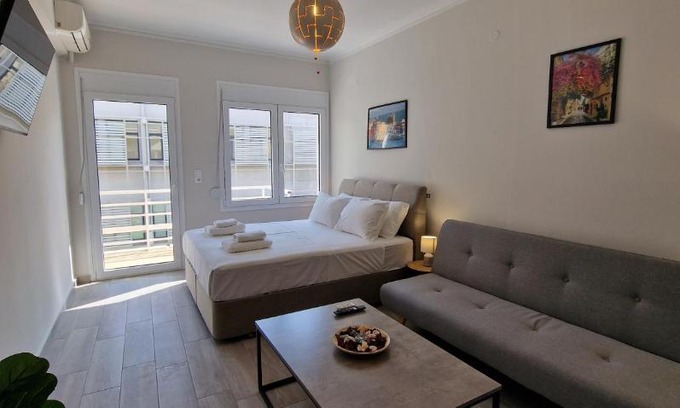 Old Town Apartment | Sense Central apartment