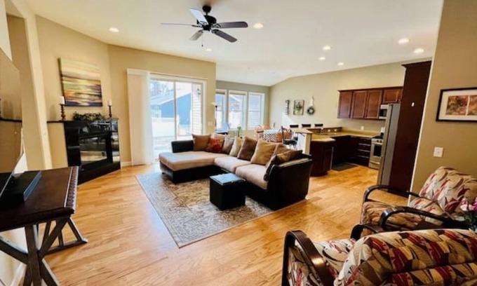 Stevens Point House | SentryWorld US Senior Golf Getaway