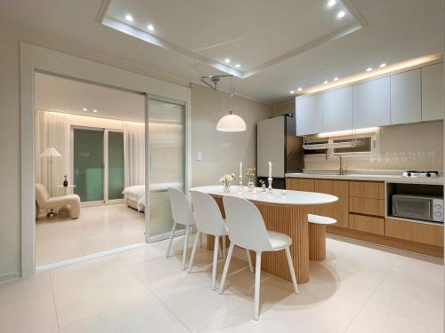 Seochon Apartment | SEOUSE, SEOul hoUSE