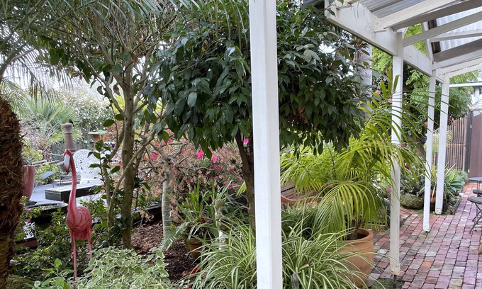 Inverloch Apartment | Separate & Self contained apartment in beautiful tropical garden close to beach.
